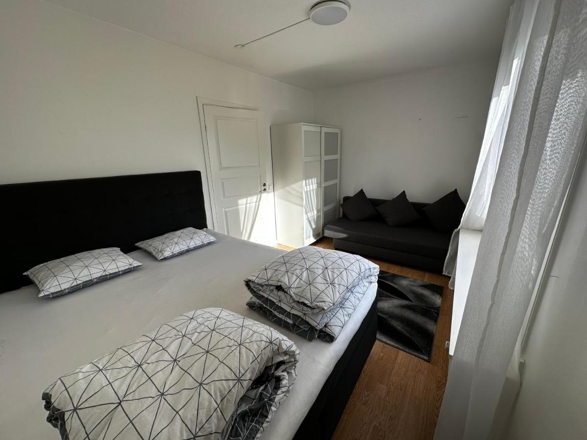 Luxurious 2-Room Apartment In Central บูโรส ภายนอก รูปภาพ