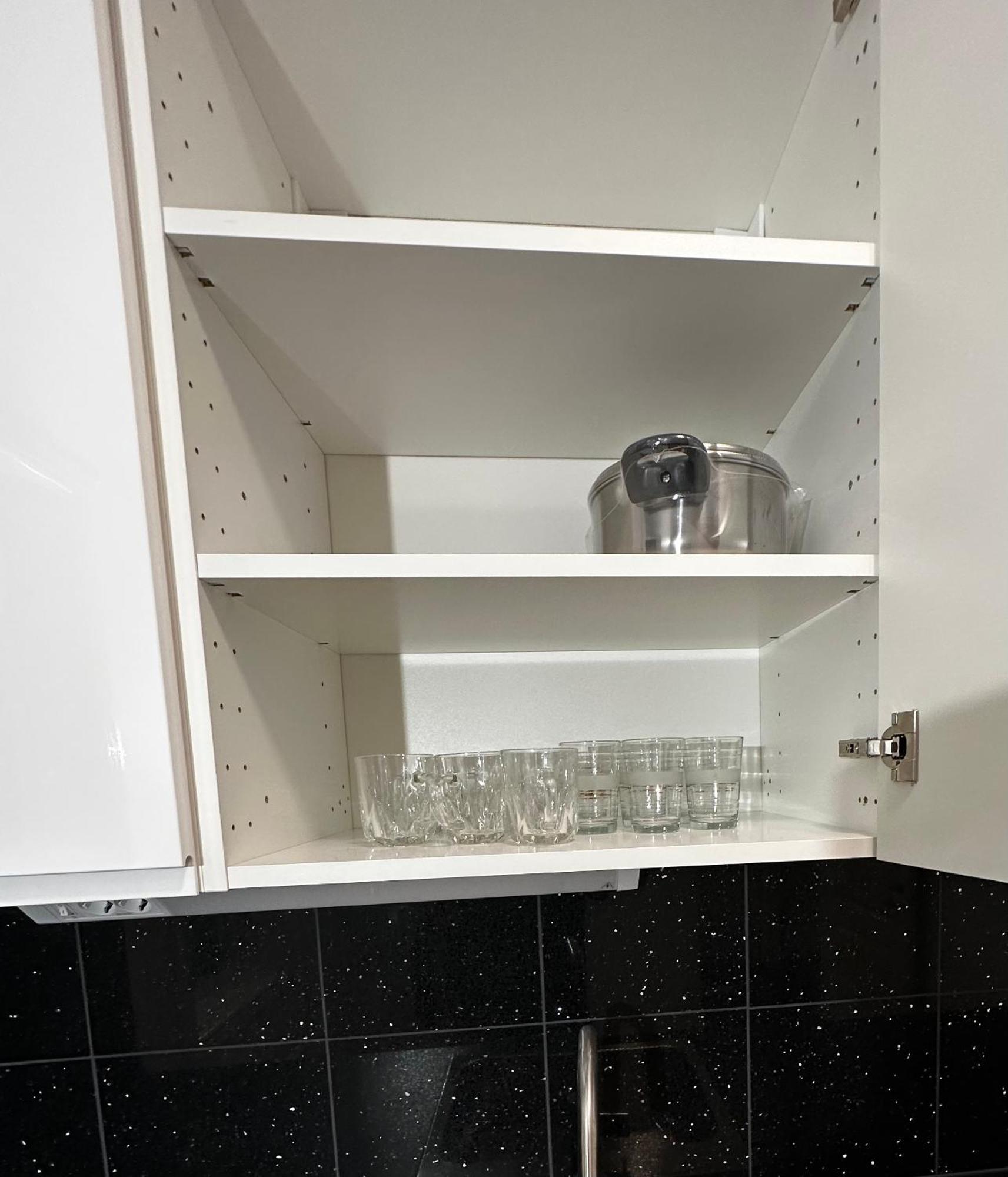 Luxurious 2-Room Apartment In Central บูโรส ภายนอก รูปภาพ