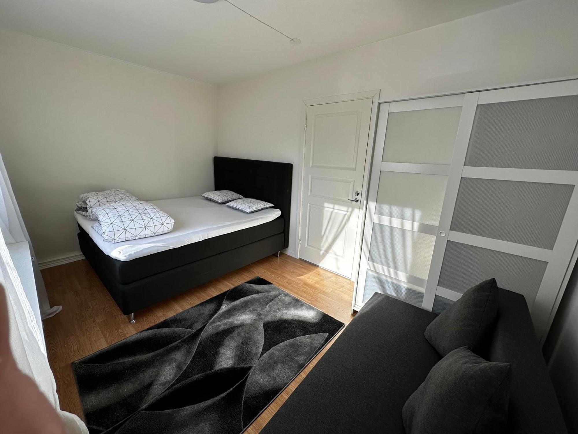 Luxurious 2-Room Apartment In Central บูโรส ภายนอก รูปภาพ